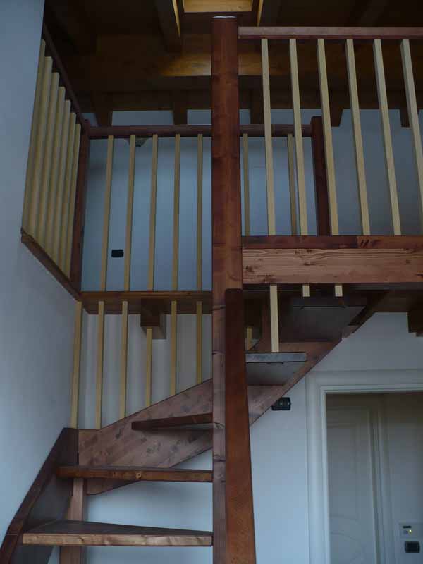 realizzazione scale scalinate legno su misura bergamo